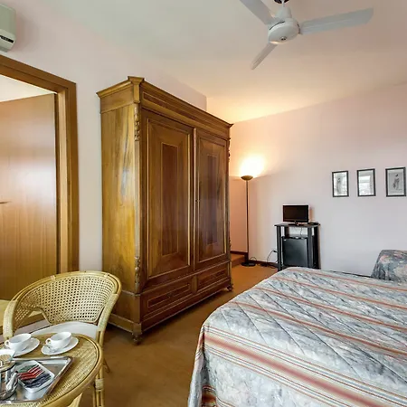 Casa de hóspedes Residenza Giulia 3*